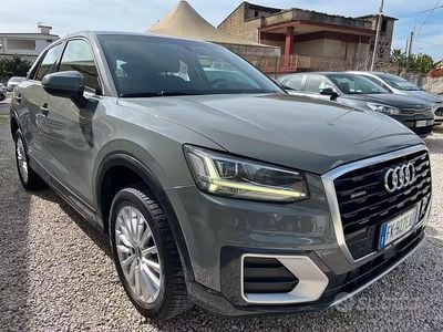 Usata Audi Q2 Ambiente 150 CV (110 kW) 2017 Grigio SUV