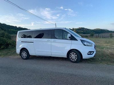 Usata Ford Tourneo Titanium 131 CV (96 kW) 2019 Bianco Monovolume