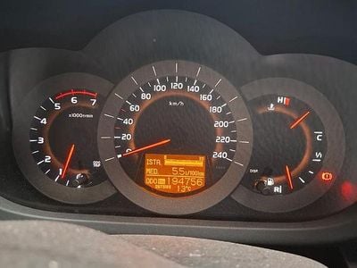 Usata Toyota RAV4 136 CV (100 kW) 2008 Grigio Berlina