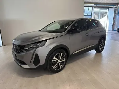 Usata Peugeot 3008 Allure 131 CV (96 kW) 2024 Other SUV