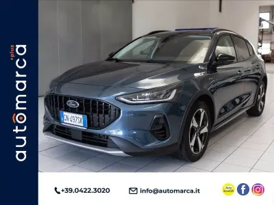 Usata Ford Focus Active 125 CV (91 kW) 2023 Blue metallic (metalliclackierung) Berlina