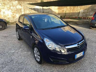 Usata Opel Corsa Edition 75 CV (55 kW) 2010 Blu/azzurro Utilitaria