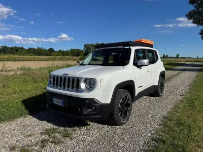 Usata Jeep Renegade Limited 140 CV (102 kW) 2019 Bianco SUV