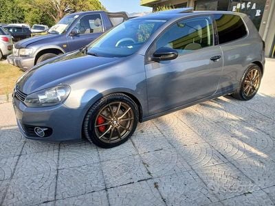 Begagnad VW Golf VI Highline 122 HK (89 kW) 2011 Grå Halvkombi