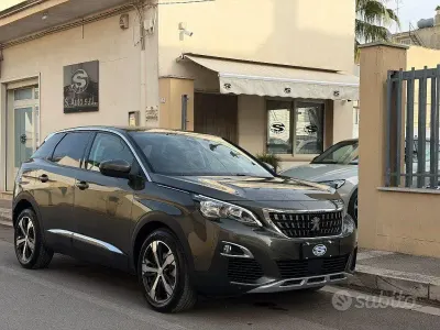 Usata Peugeot 3008 Allure 131 CV (96 kW) 2019 Grigio SUV