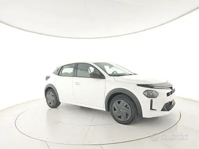 Usata Lancia Ypsilon 101 CV (74 kW) 2024 Bianco Utilitaria