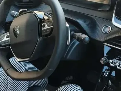 Nuova Peugeot 208 Allure 136 CV (100 kW) 2026 Utilitaria