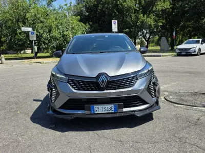 Usata Renault Clio V Techno 101 CV (74 kW) 2025 Berlina
