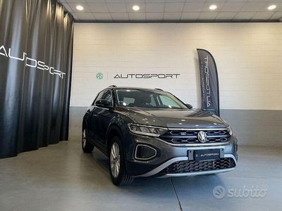 Nuova VW T-Roc Edition 116 CV (85 kW) 2025 Grigio SUV