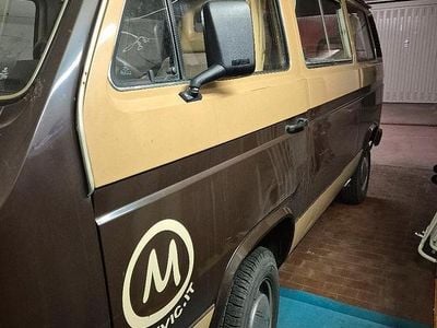 Marrone Usata 1987 VW Caravelle Monovolume | 16.000 €