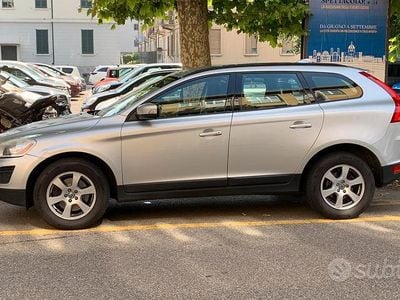 Usata Volvo XC60 2013 Grigio SUV