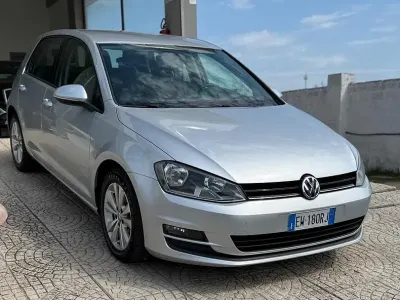 Begagnad VW Golf VII 105 HK (77 kW) 2014 Grå Sedan
