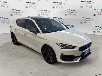 Usata Cupra Leon 150 CV (110 kW) 2024 Bianco Utilitaria