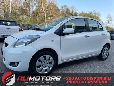 usata Toyota Yaris 1.0 5 porte*Neopatentati*