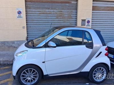 Usata Smart ForTwo Coupé 61 CV (44 kW) 2010 Bianco Coupé