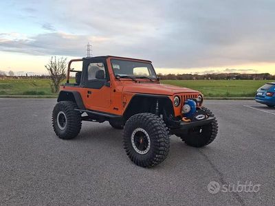 Occasion Jeep Wrangler 250 ch (183 kW) 1998 Orange SUV
