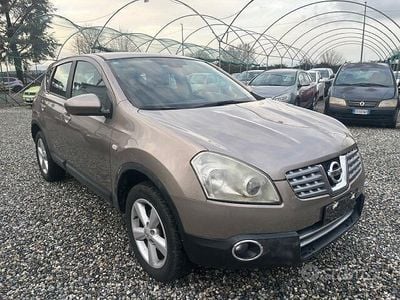 Usata Nissan Qashqai Visia 106 CV (77 kW) 2010 Grigio SUV