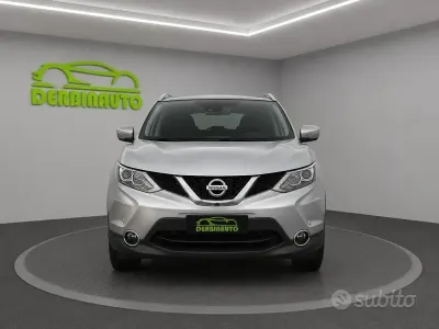 Usata Nissan Qashqai Acenta 110 CV (80 kW) 2015 Grigio SUV