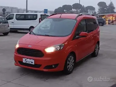 Usata Ford Tourneo Courier 75 CV (55 kW) 2017 Other Monovolume