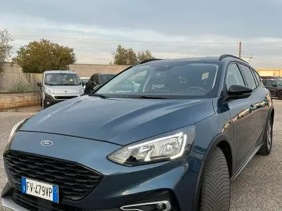 Usata Ford Focus Active 120 CV (88 kW) 2019 Blu Station wagon
