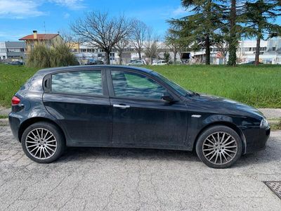 usata Alfa Romeo 147 1.9 diesel jtdm 105.000 km