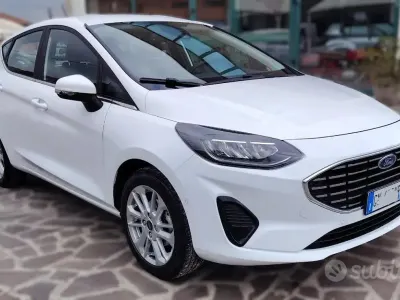 Usata Ford Fiesta 75 CV (55 kW) 2023 Bianco Utilitaria