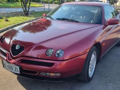 Usata Alfa Romeo GTV Lusso 150 CV (110 kW) 1995 Coupé