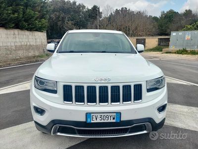 Usata Jeep Grand Cherokee Overland 250 CV (183 kW) 2014 Bianco SUV