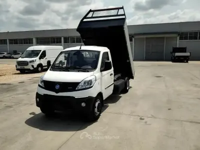 Nuova Piaggio Porter 102 CV (75 kW) 2026 Bianco