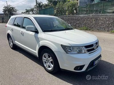 Usata Fiat Freemont 170 CV (125 kW) 2014 Bianco SUV
