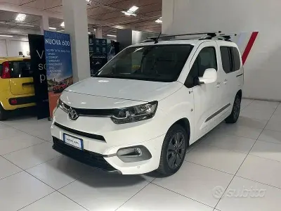 Usata Toyota Proace Verso City 130 CV (95 kW) 2021 Bianco Station wagon