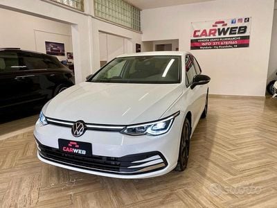 Usata VW Golf VIII Style 115 CV (84 kW) 2023 Bianco Berlina