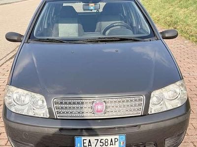 Usata Fiat Punto Active 60 CV (44 kW) 2009 Utilitaria