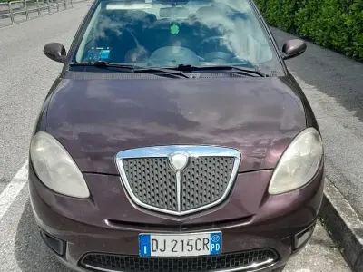 Usata Lancia Ypsilon 69 CV (50 kW) 2007 Utilitaria