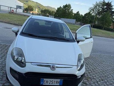 Usata Fiat Punto Evo Emotion 69 CV (50 kW) 2011 Utilitaria