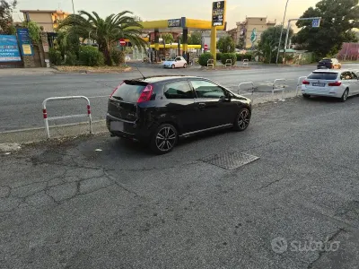 Usata Fiat Grande Punto Sport 120 CV (88 kW) 2009 Nero Utilitaria