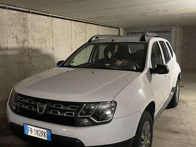 Usata Dacia Duster Lauréate 109 CV (80 kW) 2015 Bianco SUV