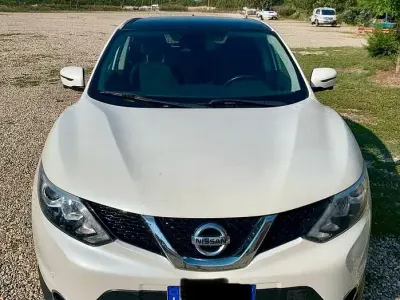 Usata Nissan Qashqai 131 CV (96 kW) 2017 Bianco SUV