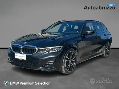 Usata BMW 320 M Sport 190 CV (139 kW) 2021 Black sapphire metallizzato Station wagon