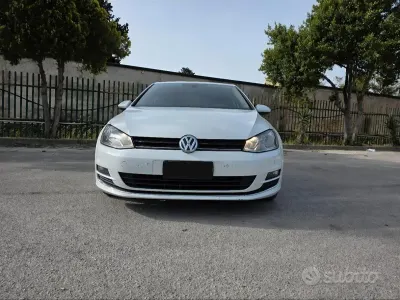Usata VW Golf VII 110 CV (80 kW) 2017 Bianco Berlina