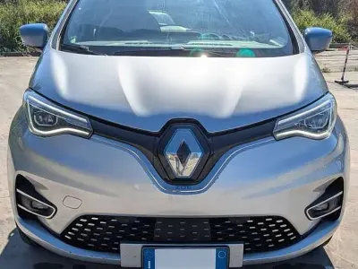 Usata Renault Zoe Intens 100 kW (136 CV) 2020 Grigio Utilitaria