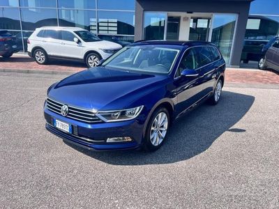 Blu Usata 2019 VW Passat Business Station wagon | 20.800 € (Cara)