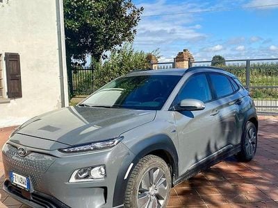 Usata Hyundai Kona 100 kW (136 CV) 2020 Grigio SUV