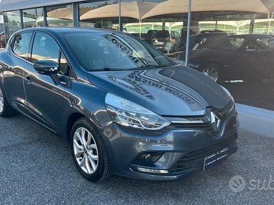 Usata Renault Clio IV Life 75 CV (55 kW) 2018 Grigio Utilitaria