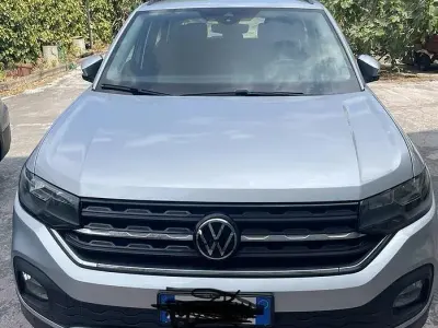 Usata VW T-Cross 110 CV (80 kW) 2023 Grigio SUV