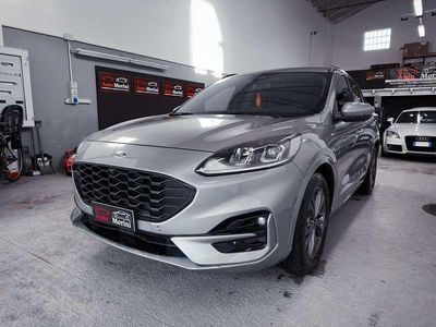 Usata Ford Kuga ST-Line X 120 CV (88 kW) 2022 Grigio SUV