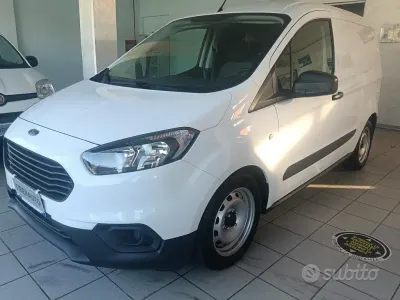 Usata Ford Transit 75 CV (55 kW) 2019 Bianco Berlina