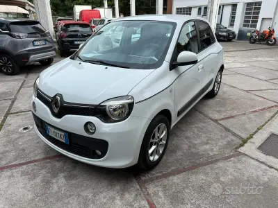Usata Renault Twingo Life 69 CV (50 kW) 2017 Bianco Utilitaria