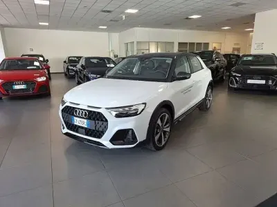 Usata Audi A1 Ambiente 116 CV (85 kW) 2025 Bianco SUV