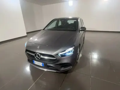 Usata Mercedes B180 AMG line 116 CV (85 kW) 2024 Nero Utilitaria